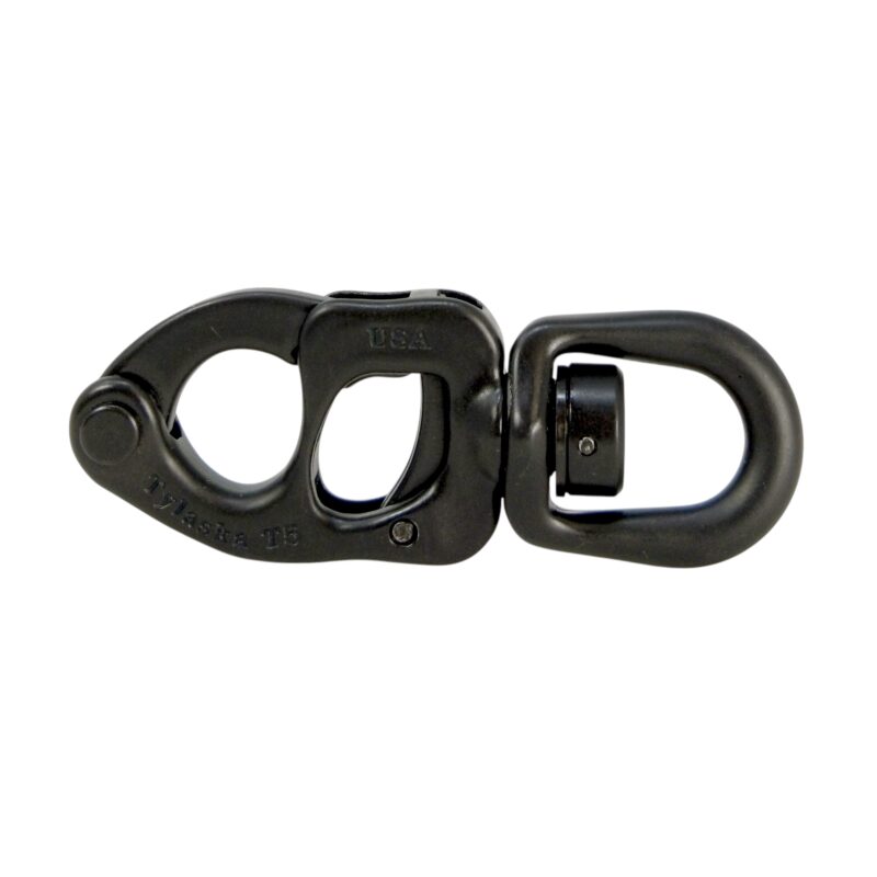 trigger snap shackle used on sailboats for halyards and sheets